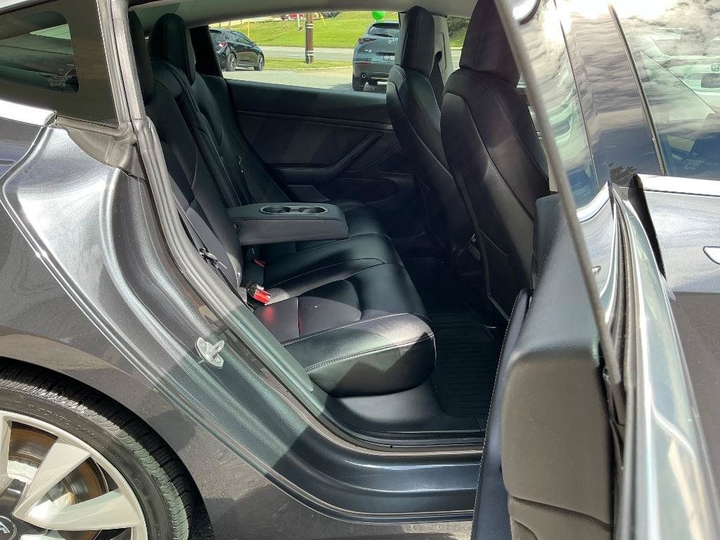 Used 2018 Tesla Model 3 Long Range AWD/4WD image 11
