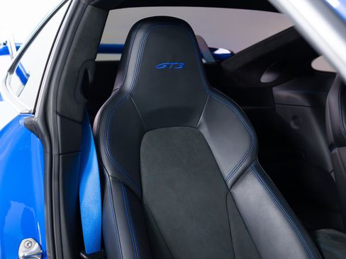 Used 2023 Porsche 911 GT3 RWD image 66