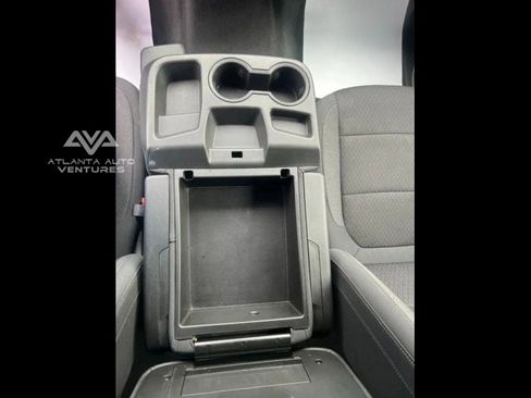 Used 2021 Chevrolet Silverado 1500 LT image 33