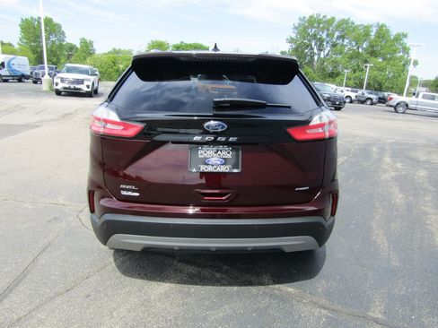 Used 2024 Ford Edge SEL w/ Convenience Package AWD/4WD image 5