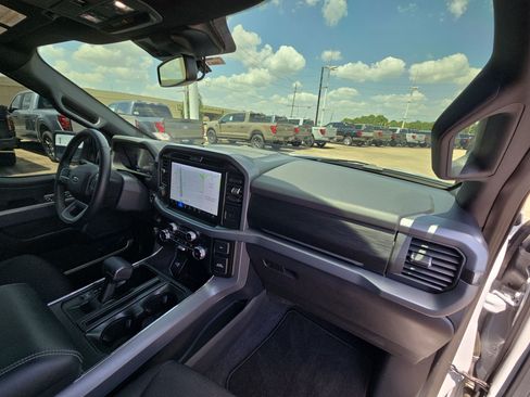 Used 2025 Ford F150 XLT w/ Equipment Group 302A MID RWD image 33