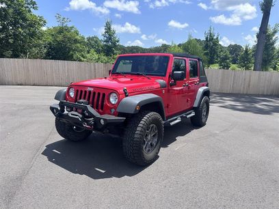 Used 2016 Jeep Wrangler Unlimited Rubicon w/ Connectivity Group