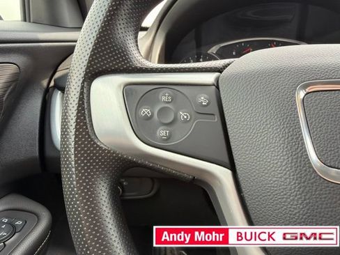 Used 2024 GMC Terrain SLE FWD image 33