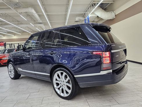 Used 2016 Land Rover Range Rover HSE image 9