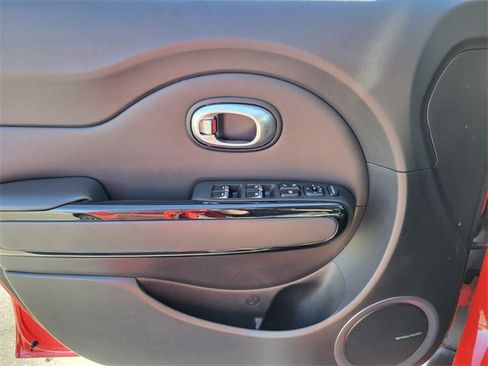 Used 2019 Kia Soul ! w/ Technology Package image 17