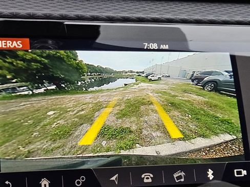 Used 2020 Land Rover Range Rover Velar R-Dynamic S AWD/4WD image 11