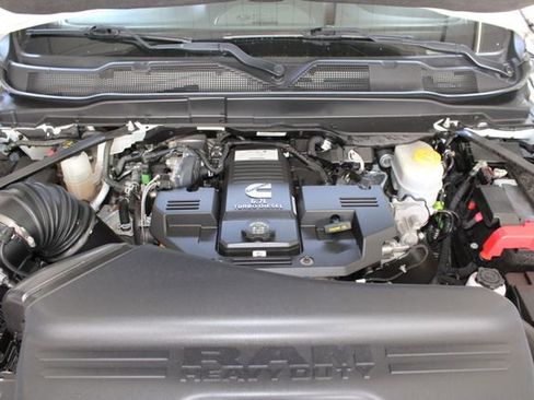 Used 2023 RAM 2500 Big Horn w/ Level 1 Equipment Group image 30