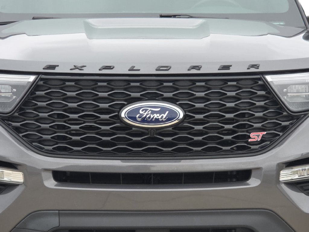 Used 2022 Ford Explorer ST w/ ST Street Pack AWD/4WD image 33