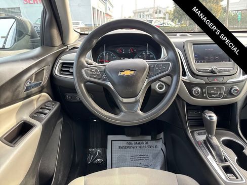Used 2020 Chevrolet Equinox LS w/ LS Convenience Package image 19