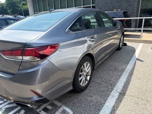 Used 2018 Hyundai Sonata SE FWD image 4