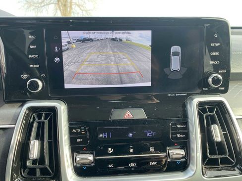 Used 2022 Kia Sorento SX image 15