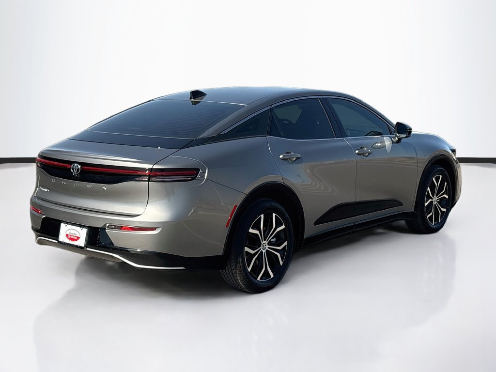 New 2027 Toyota Crown AWD/4WD image 5