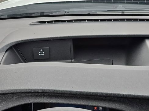 New 2026 Ford Transit 250 148 Medium Roof RWD image 27