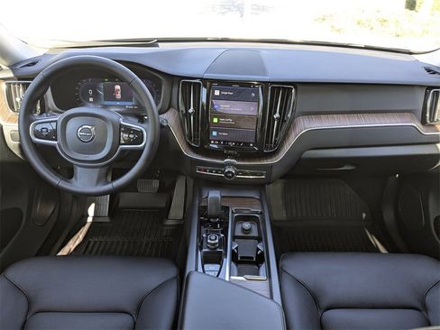 Certified 2023 Volvo XC60 B5 Plus w/ Climate Package image 16