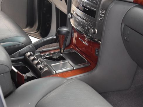 Used 2008 Lexus LX 570 4WD image 45