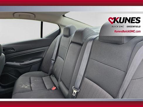 Used 2024 Nissan Altima 2.5 SV FWD image 18