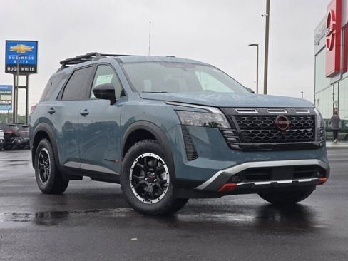 New 2026 Nissan Pathfinder Rock Creek AWD/4WD image 2