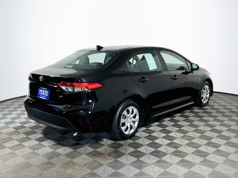 Certified 2025 Toyota Corolla LE FWD image 7