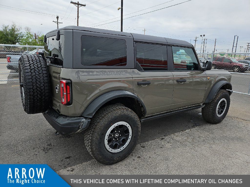 New 2026 Ford Bronco Badlands w/ Sasquatch Package AWD/4WD image 13