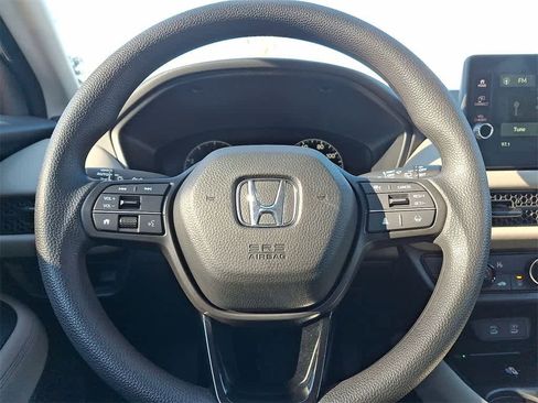 Certified 2026 Honda HR-V LX image 16