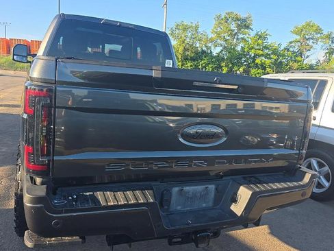 Used 2019 Ford F250 Lariat w/ Lariat Ultimate Package AWD/4WD image 5