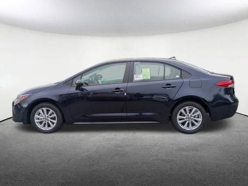 New 2026 Toyota Corolla LE FWD image 2