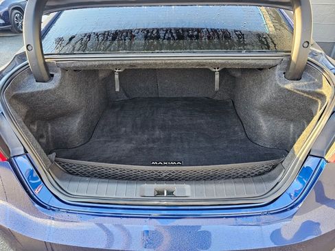 Used 2017 Nissan Maxima SR image 15
