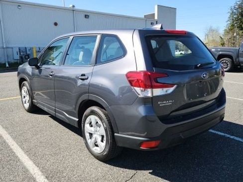 Used 2022 Subaru Forester image 4