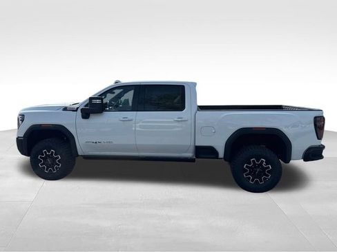 New 2026 GMC Sierra 2500 AT4X w/ LPO, Black Badging Package AWD/4WD image 2