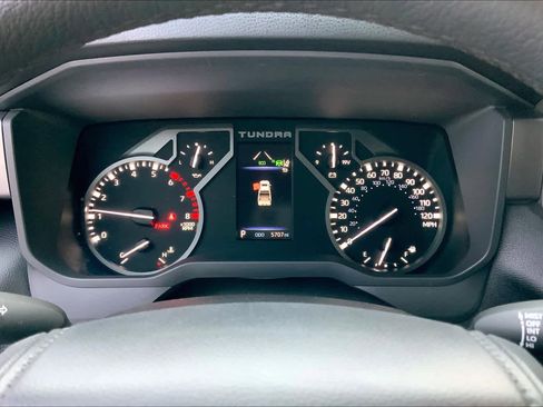 Used 2022 Toyota Tundra SR5 w/ SR5 Premium Package image 25