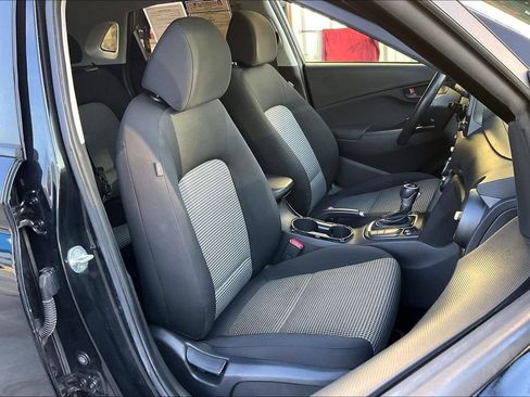 Used 2019 Hyundai Kona SEL image 7