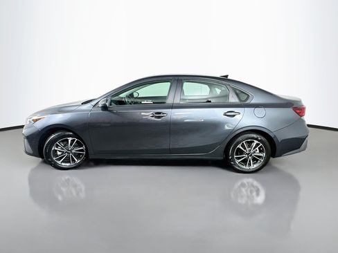 Certified 2024 Kia Forte LXS FWD image 4