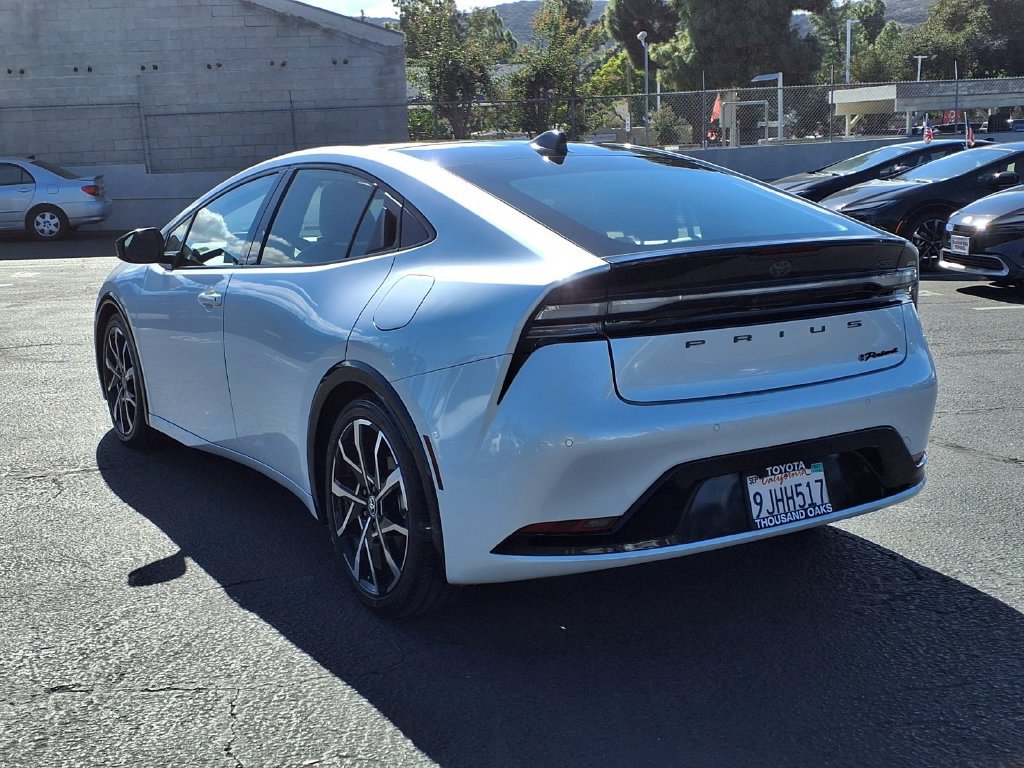 Certified 2023 Toyota Prius Prime Premium FWD image 5