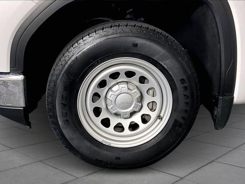 Certified 2024 GMC Sierra 1500 Pro w/ Pro Value Package image 9