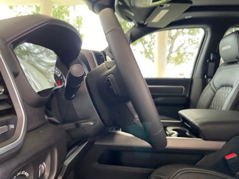 New 2022 RAM 1500 Big Horn image 34