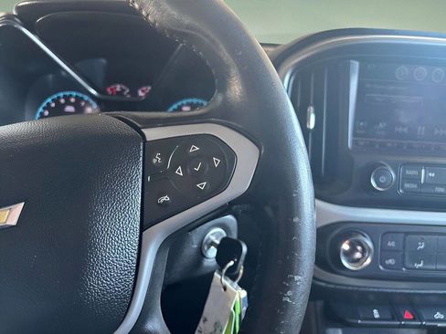 Used 2016 Chevrolet Colorado LT w/ LT Convenience Package image 11