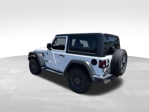 Used 2021 Jeep Wrangler Sport AWD/4WD image 10