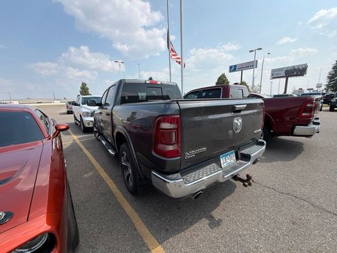 Used 2022 RAM 1500 Laramie AWD/4WD image 5