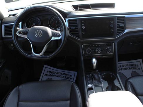 Used 2021 Volkswagen Atlas SE w/ Towing Package FWD image 11