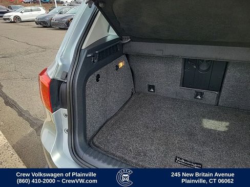 Used 2017 Volkswagen Tiguan S image 49