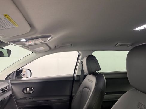Used 2026 Hyundai Ioniq 5 SEL image 25