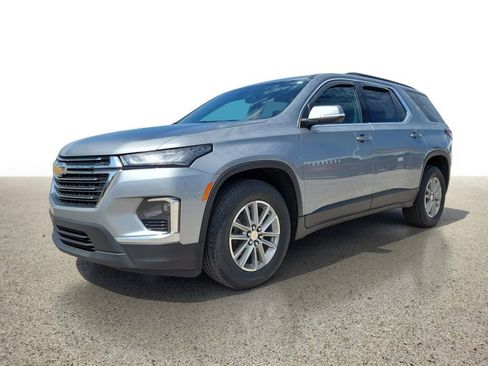 Used 2023 Chevrolet Traverse LT w/ LPO, Floor Liner Package AWD/4WD image 2