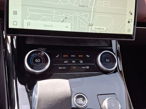 Used 2023 Land Rover Range Rover Sport SE Dynamic image 14