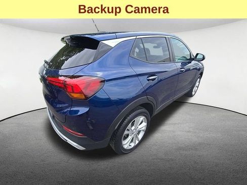 Used 2023 Buick Encore GX Preferred AWD/4WD image 5