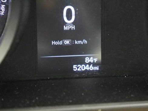Used 2022 Hyundai Elantra Blue FWD image 36