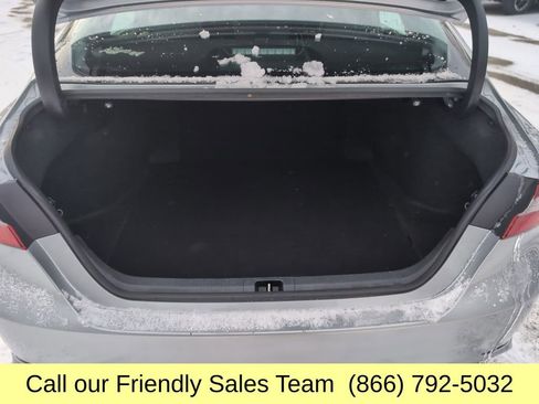 Used 2023 Toyota Camry SE image 22