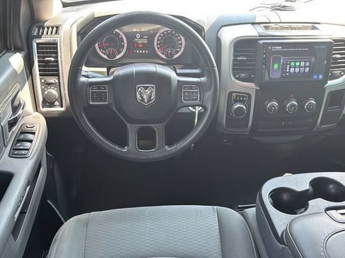 Used 2020 RAM 1500 Classic SLT RWD image 15