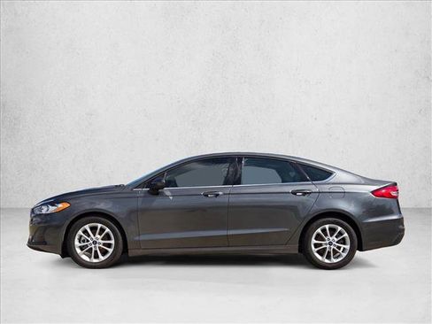 Used 2020 Ford Fusion SE FWD image 7