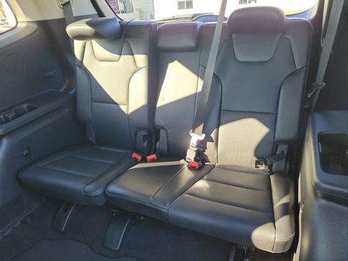 Used 2021 Kia Telluride S image 9