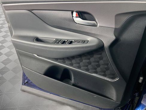 Used 2020 Hyundai Santa Fe SEL image 19